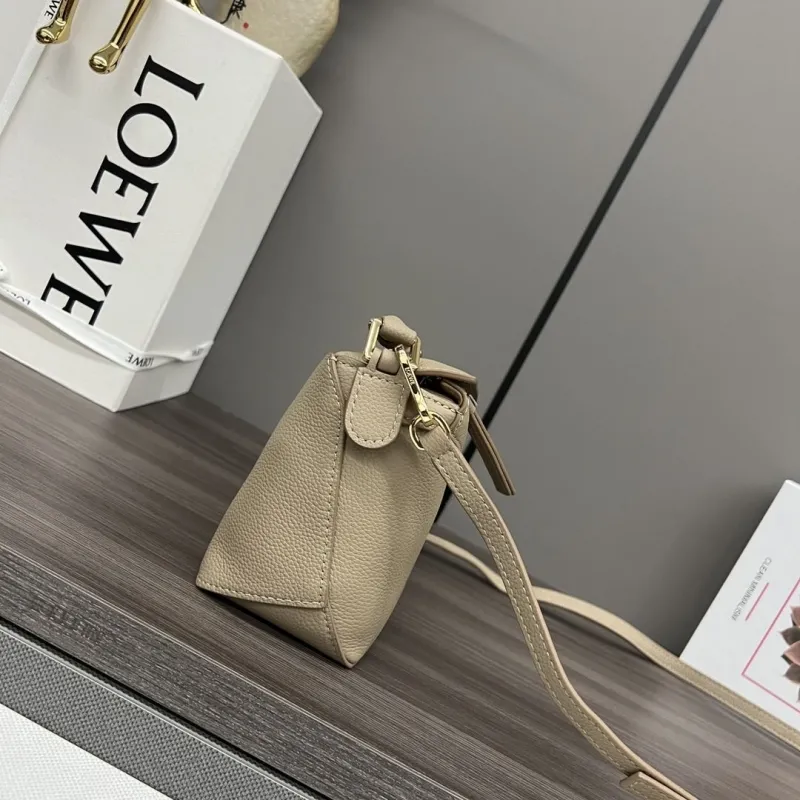 Alternative view of Loewe Beige Crossbody Bag 275