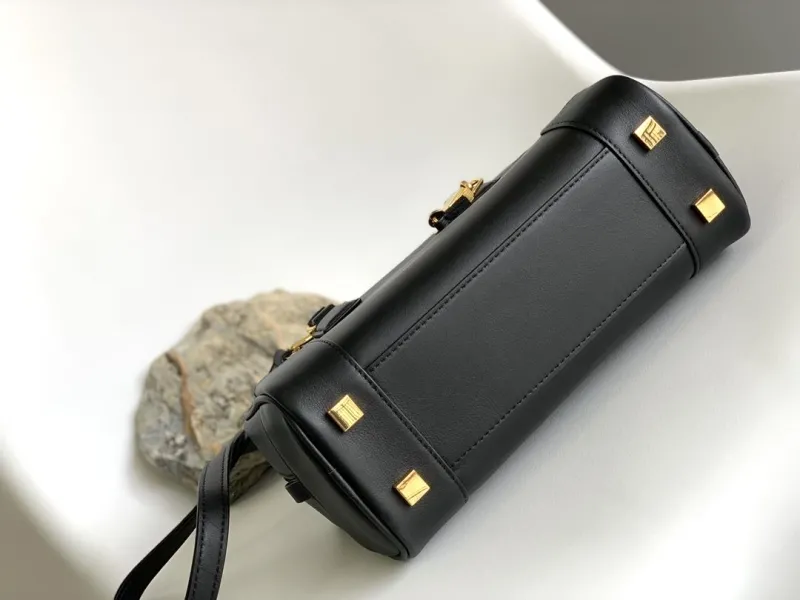 Loewe Black Leather Handbag 281 - Image 5