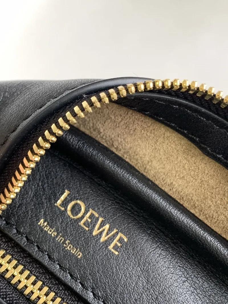 Loewe Black Leather Handbag 281 - Image 9