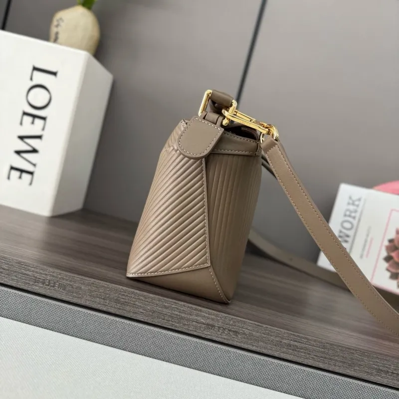LOEWE Taupe Leather Crossbody Handbag 283 - Image 3