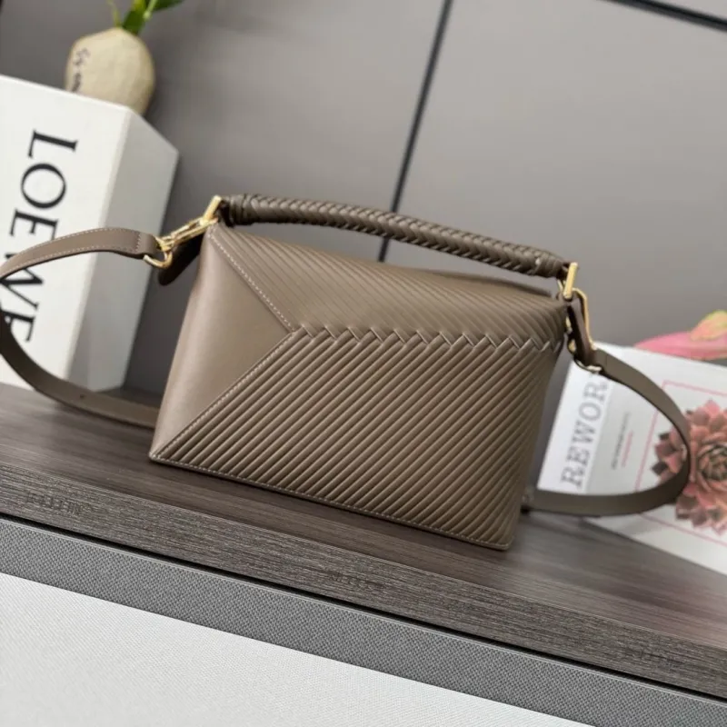 LOEWE Taupe Leather Crossbody Handbag 283 - Image 4