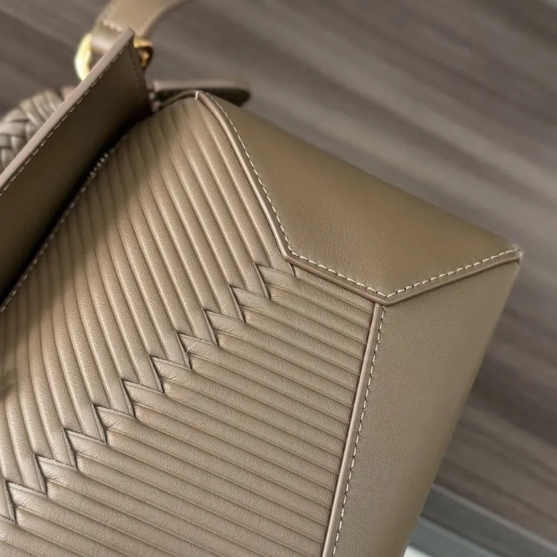 LOEWE Taupe Leather Crossbody Handbag 283 - Image 6