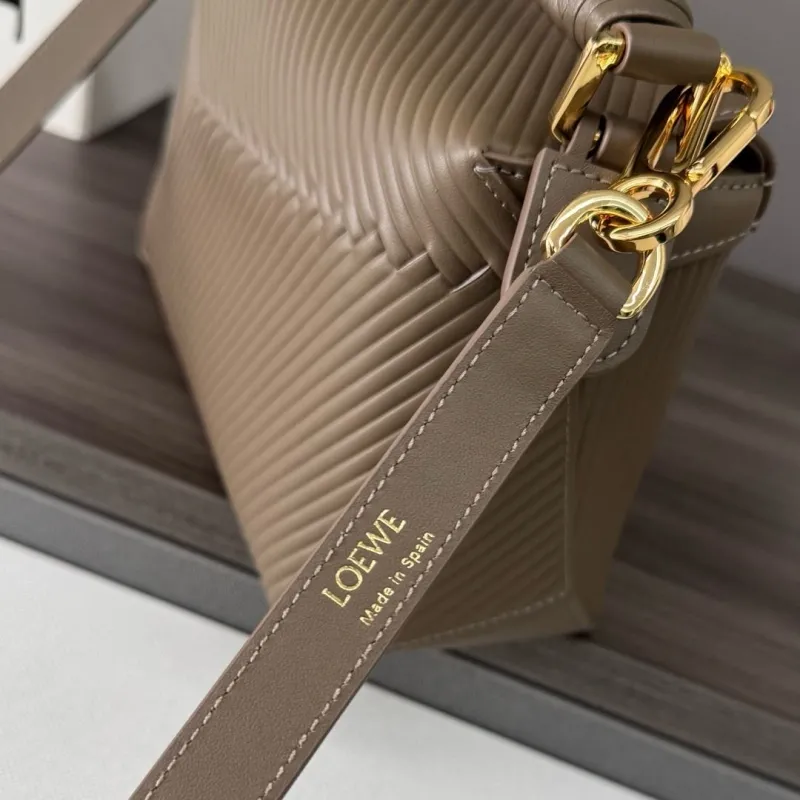 LOEWE Taupe Leather Crossbody Handbag 283 - Image 8