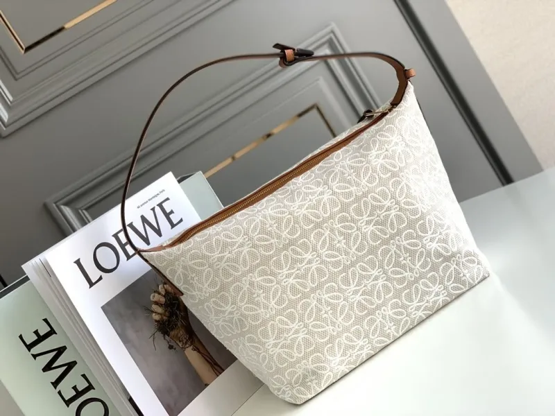 LOEWE White Canvas Hobo Shoulder Bag 286 - Image 3