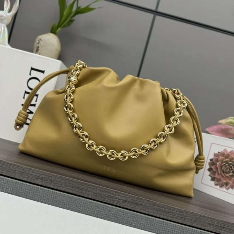 LOEWE Mustard Chain Drawstring Shoulder Bag 289