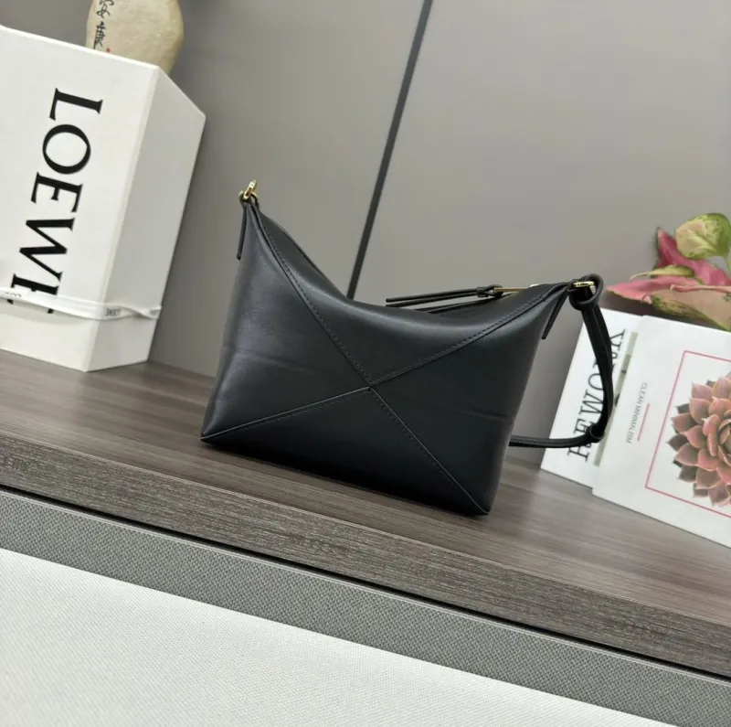 Loewe Black Crossbody Bag 290 - Image 4