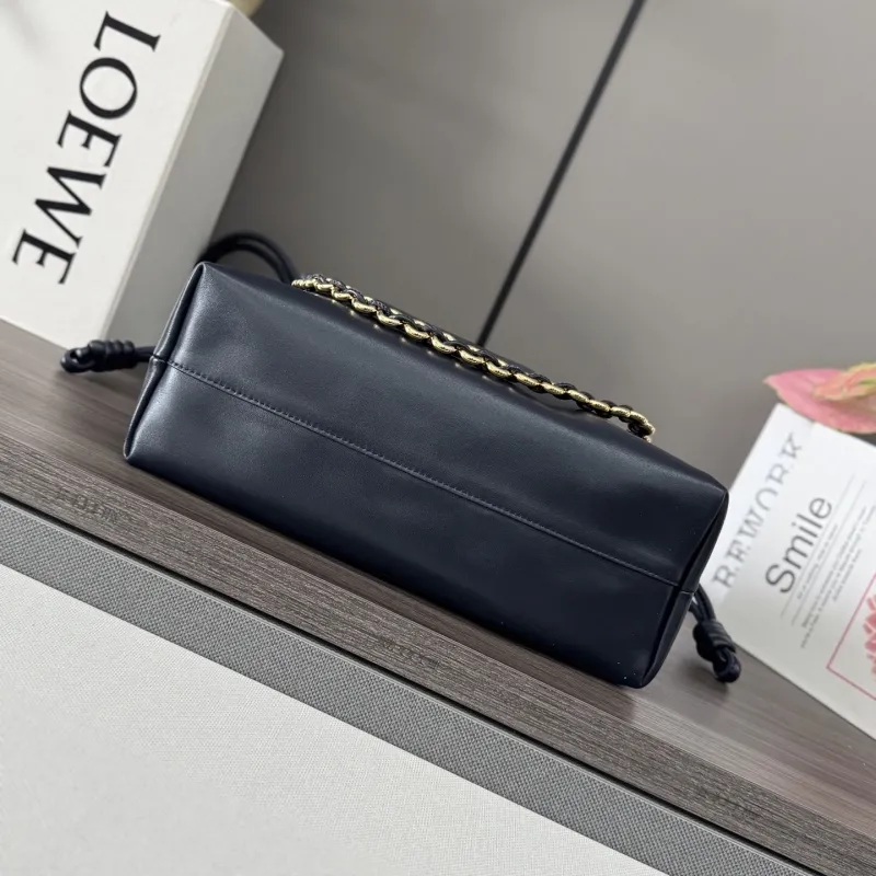 LOEWE Black Leather Chain Shoulder Bag - Image 4