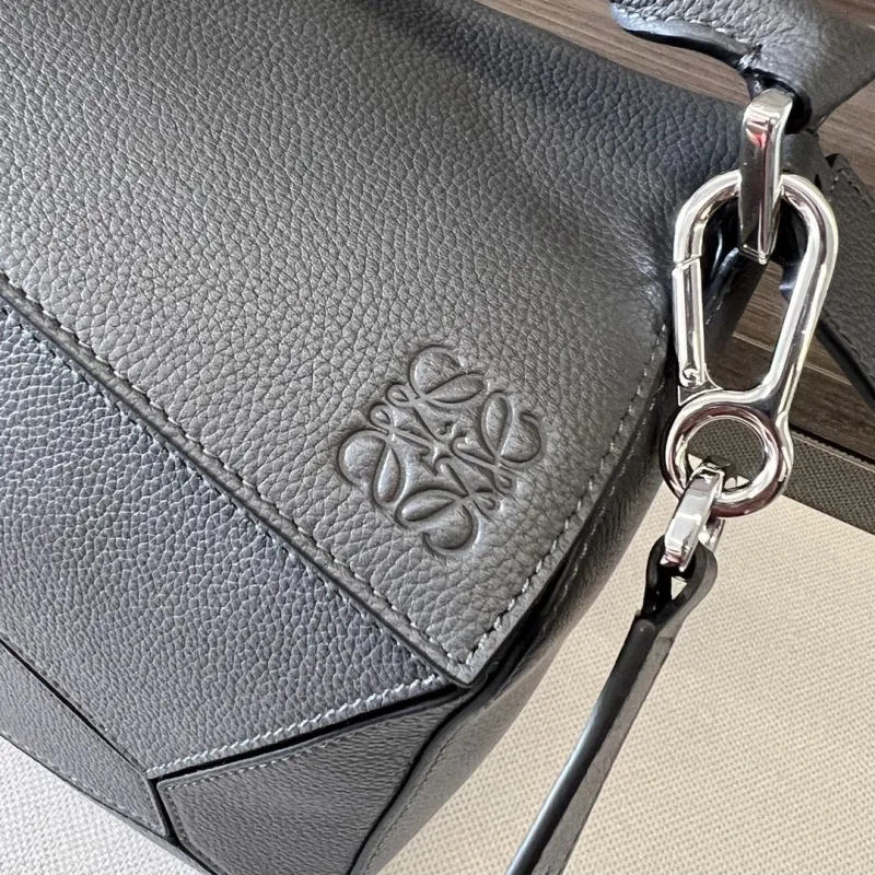 LOEWE Dark Gray Puzzle Leather Shoulder Bag - Image 5