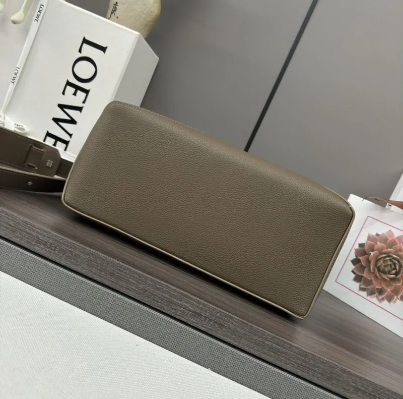 Loewe Taupe Puzzle Shoulder Bag 305 - Image 4