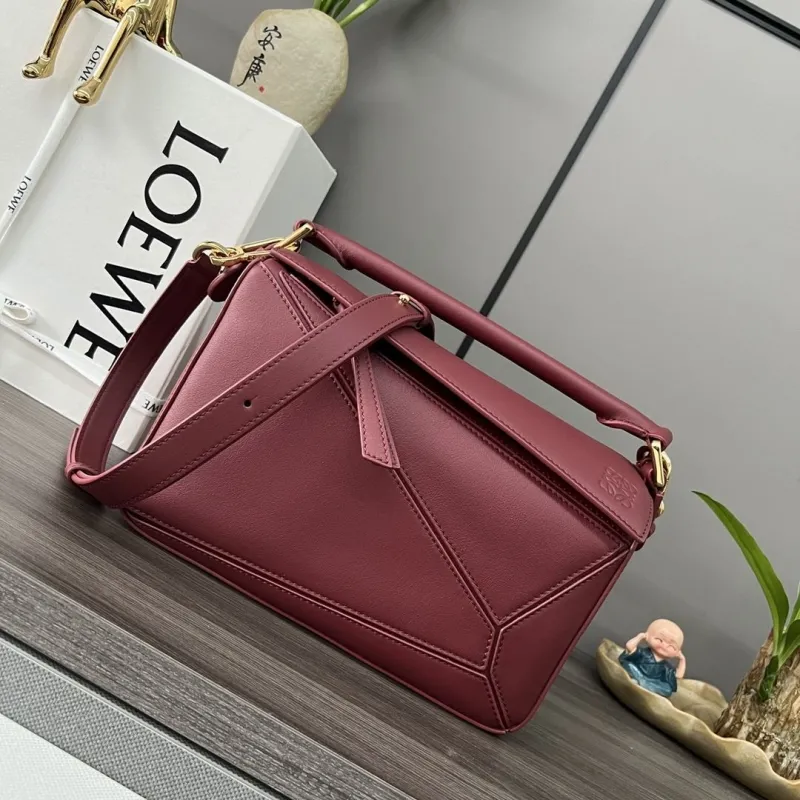 Loewe Burgundy Leather Crossbody Handbag 310
