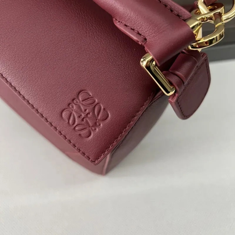 Loewe Burgundy Leather Crossbody Handbag 310 - Image 5