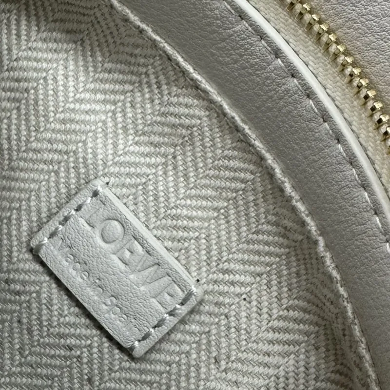 Loewe Beige White Crossbody Handbag 313 - Image 9