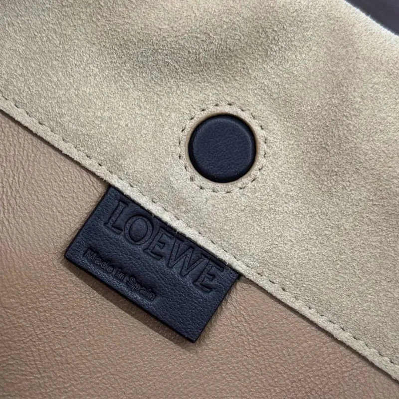 Loewe Beige Drawstring Bucket Bag 315 - Image 9