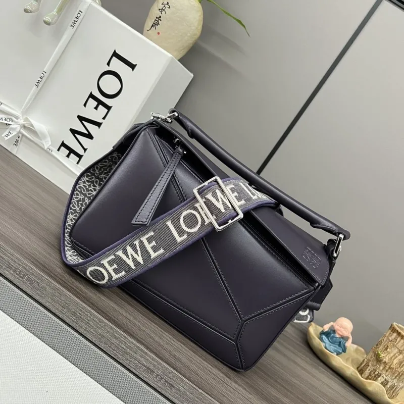 LOEWE Puzzle Dark Purple Shoulder Bag 316
