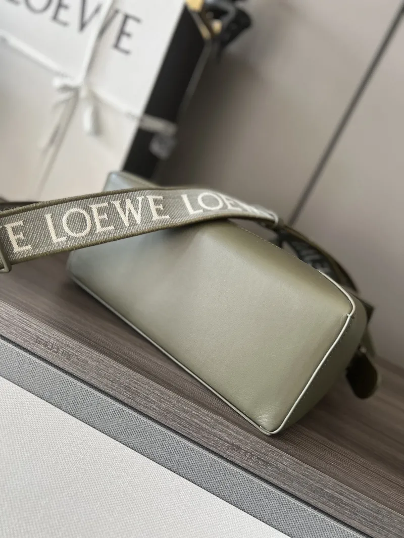 LOEWE Olive Green Puzzle Crossbody Handbag - Image 4