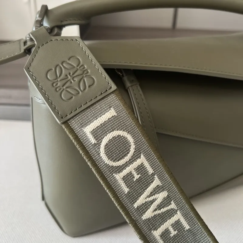 LOEWE Olive Green Puzzle Crossbody Handbag - Image 7