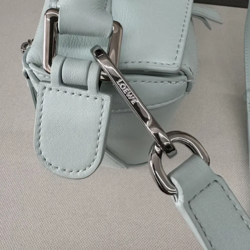 LOEWE Pale Blue Leather Crossbody Bag - Image 7