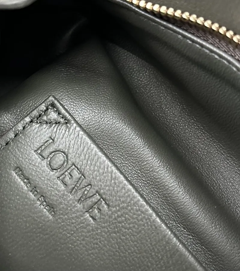 Loewe Dark Green Crossbody Handbag 330 - Image 9