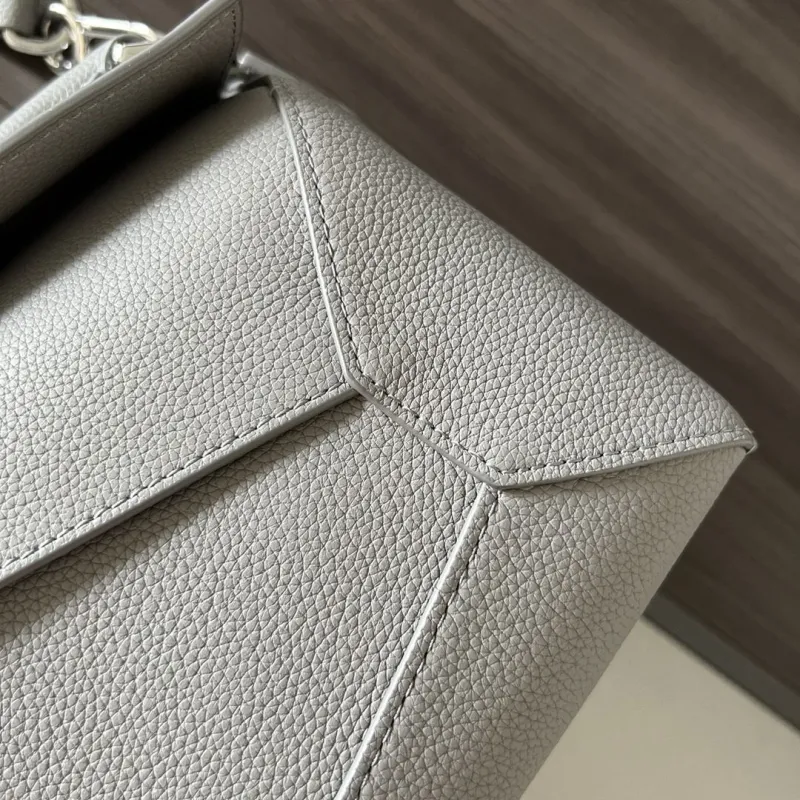 Loewe Gray Leather Crossbody Bag 339 - Image 6