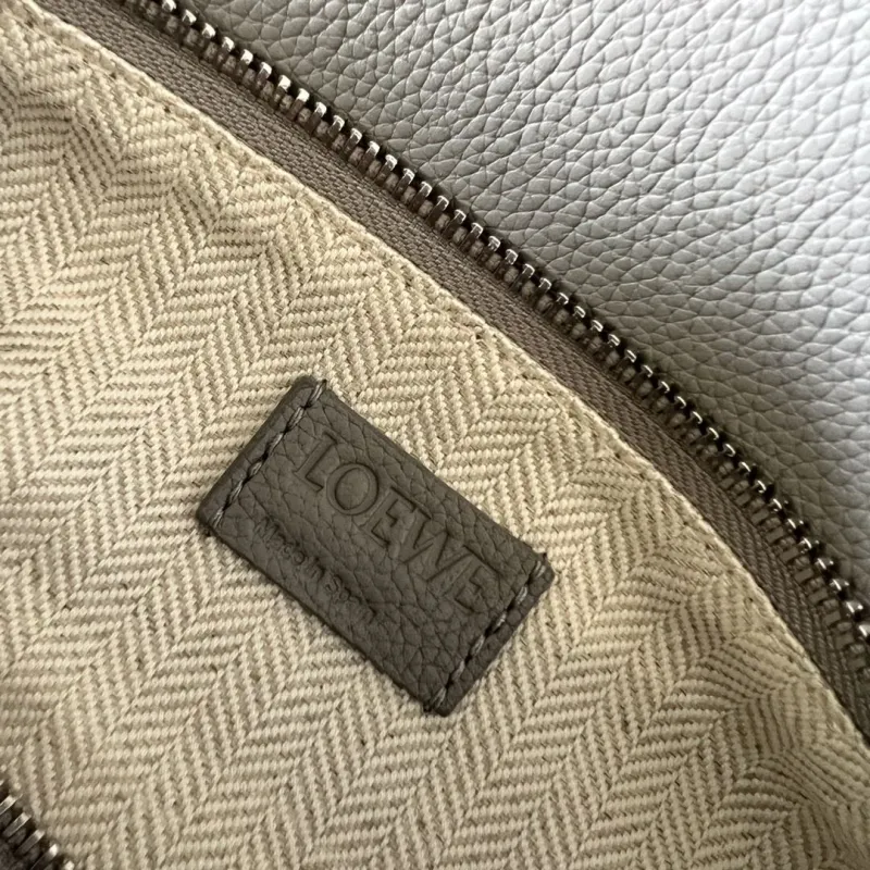 Loewe Gray Leather Crossbody Bag 339 - Image 9