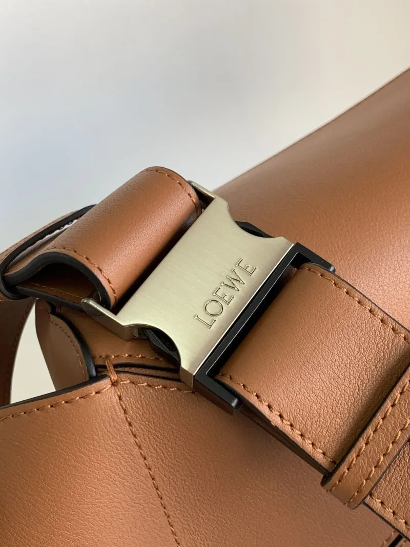 Loewe Tan Leather Sling Bag - Image 6