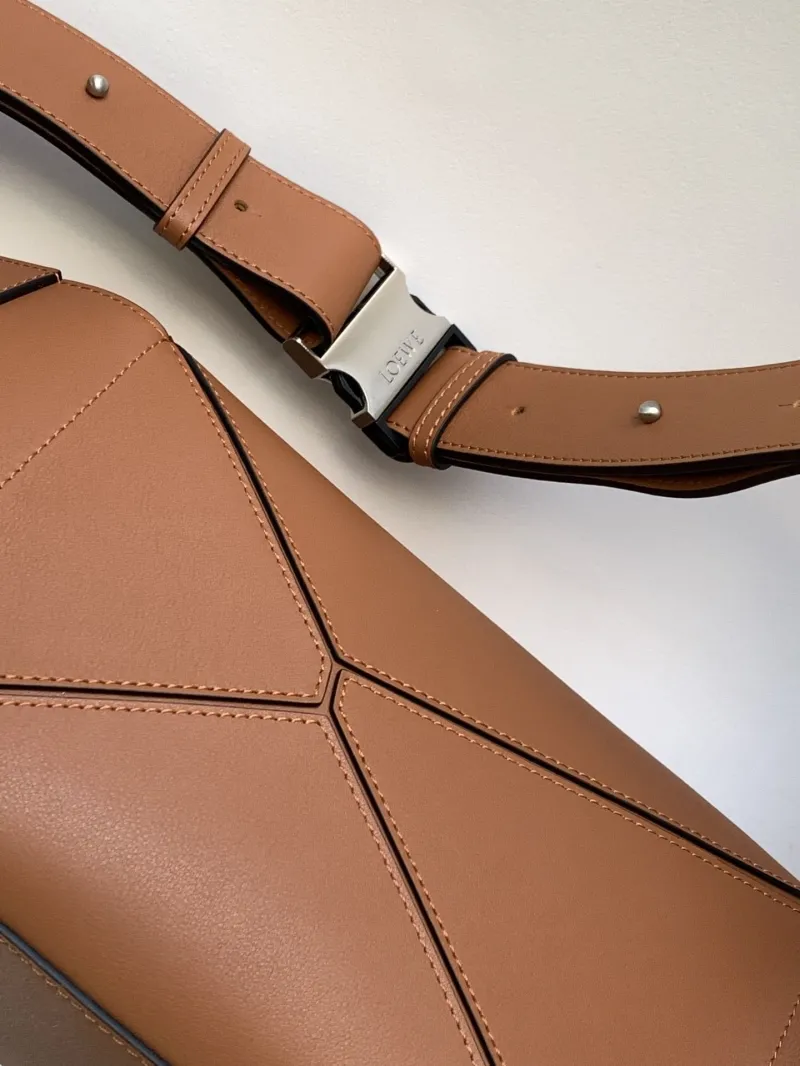 Loewe Tan Leather Sling Bag - Image 7