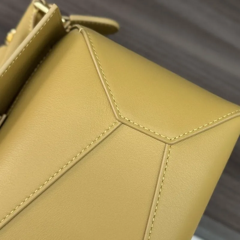 LOEWE Yellow Leather Crossbody Handbag 347 - Image 5