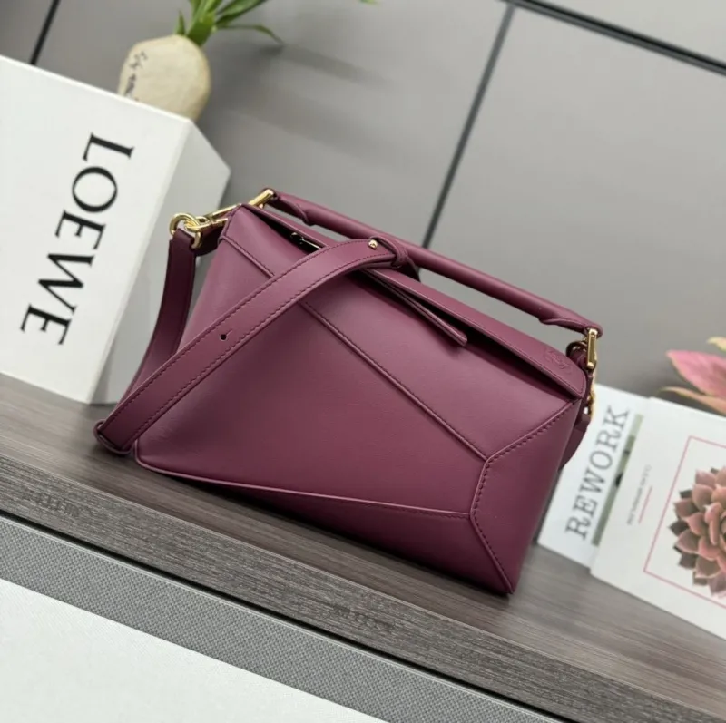 LOEWE Burgundy Leather Crossbody Handbag 356