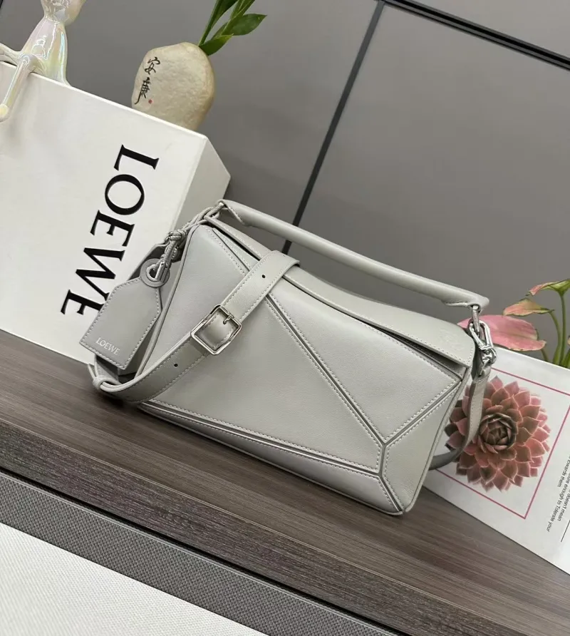LOEWE Light Grey Leather Handle Bag 359