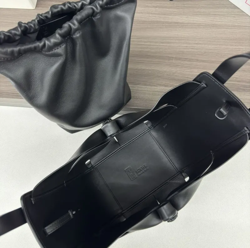 Loewe Black Leather Bucket Crossbody Bag - Image 7