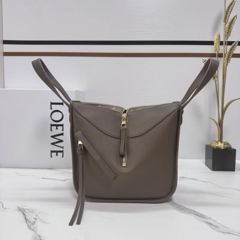 LOEWE Taupe Leather Handbag 378 - Image 7