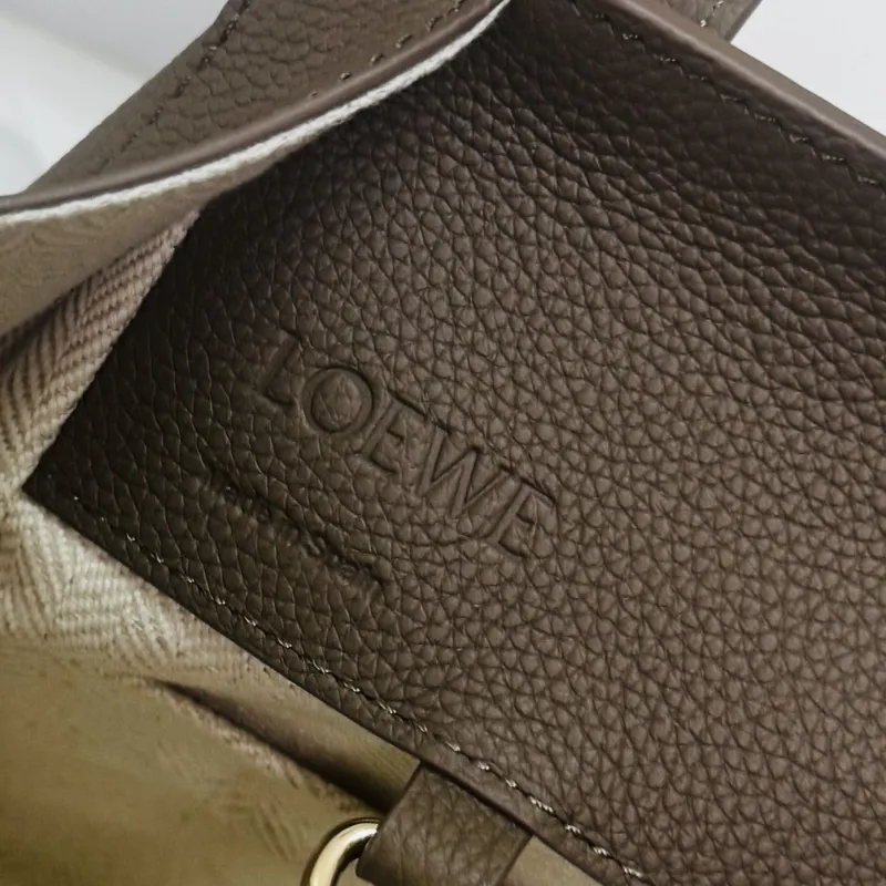 LOEWE Taupe Leather Handbag 378 - Image 9