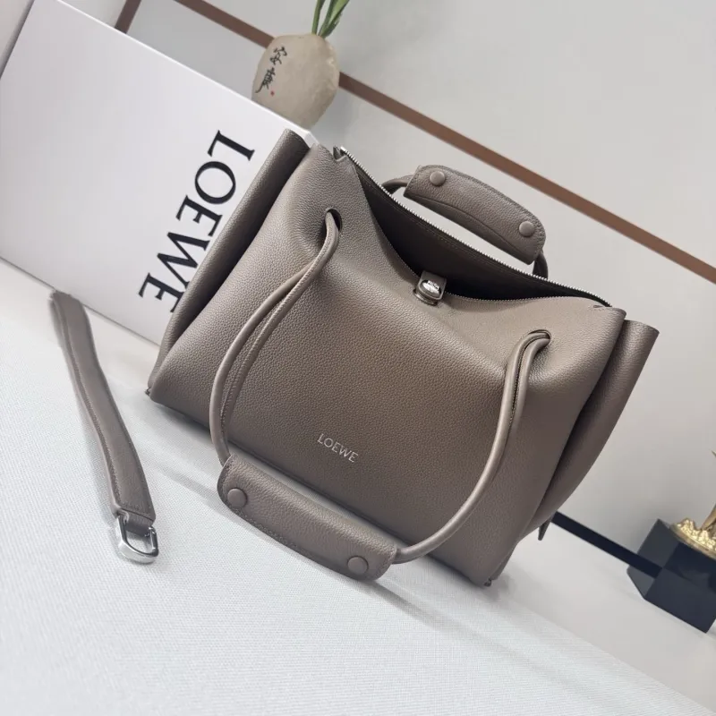 LOEWE Taupe Leather Handbag 379