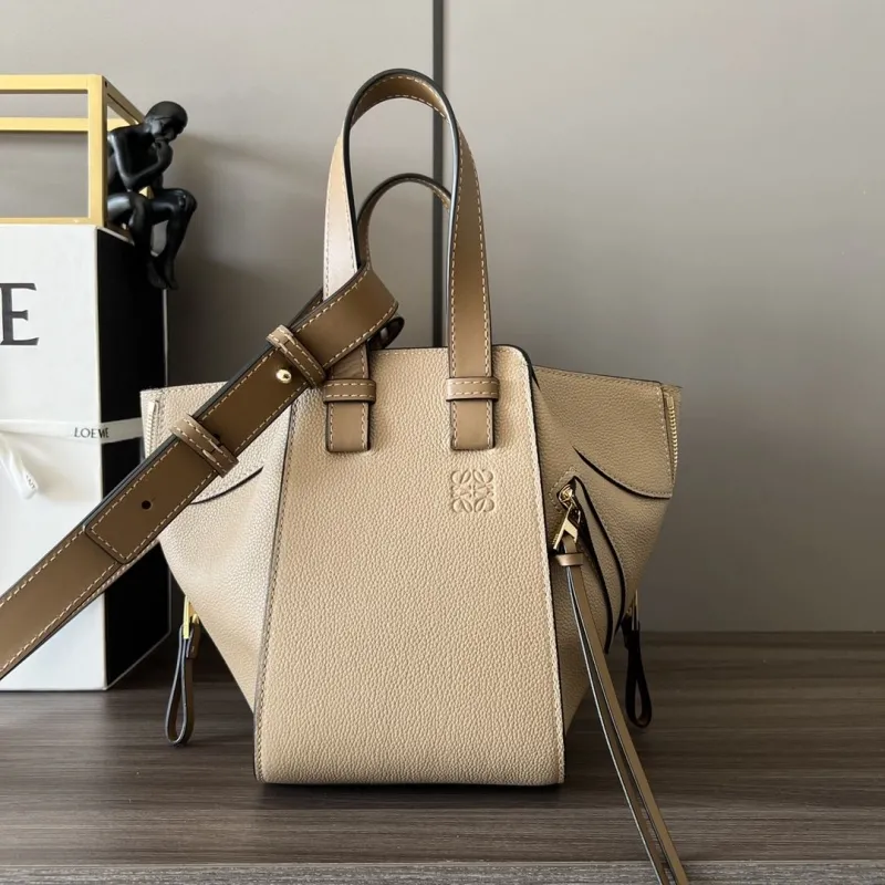 Loewe Beige Leather Crossbody Handbag 382 - Image 4