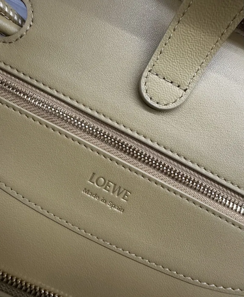 LOEWE Yellow Leather Women's Handbag 389 - Image 8