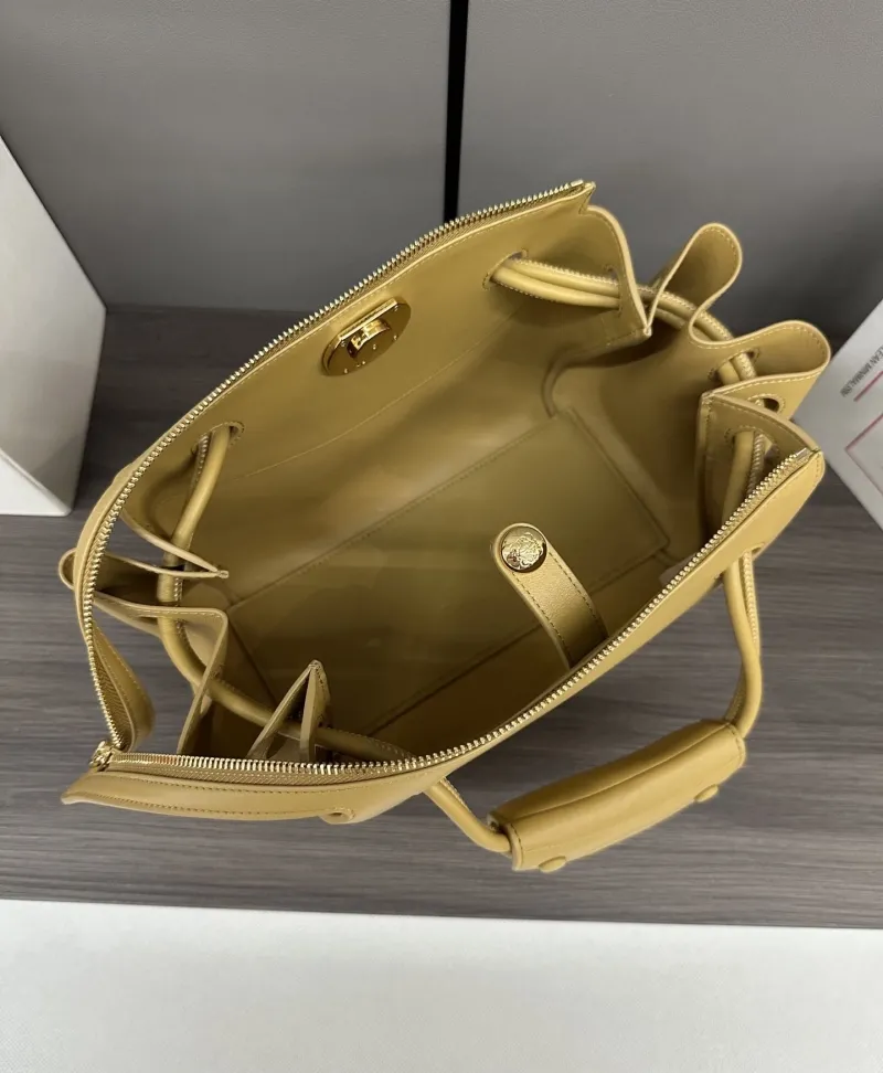 LOEWE Yellow Leather Women's Handbag 389 - Image 9