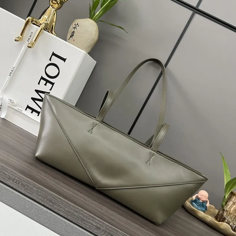 LOEWE Gray Leather Tote Bag 390 - Image 3