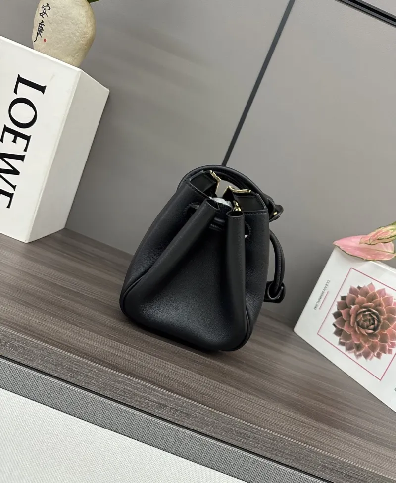 LOEWE Black Leather Handbag - Image 3