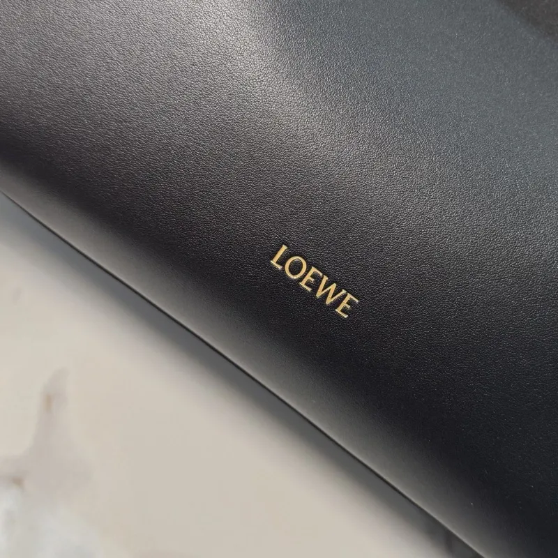 LOEWE Black Leather Shoulder Handbag - Image 6