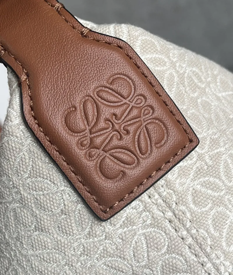 LOEWE Cream Brown Handle Hobo Bag - Image 7