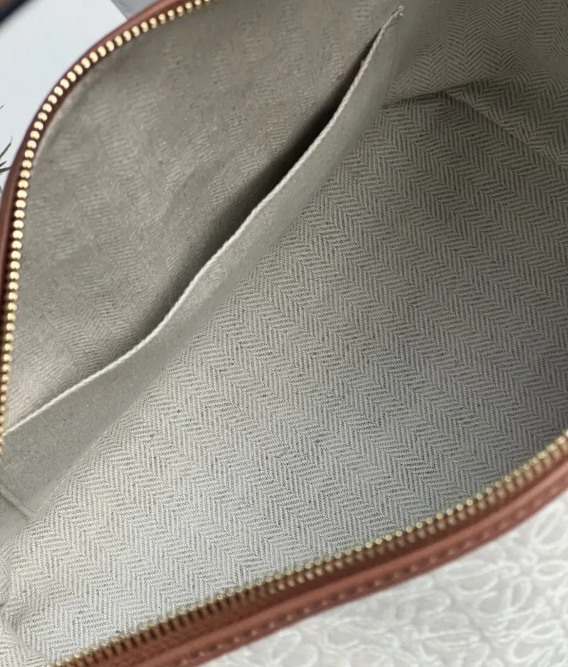 LOEWE Cream Brown Handle Hobo Bag - Image 8