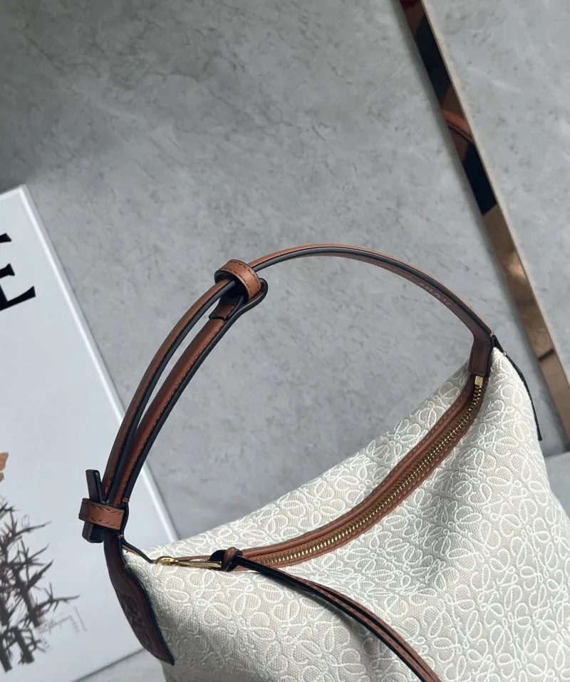 Loewe Beige Canvas Handle Bag 405 - Image 9