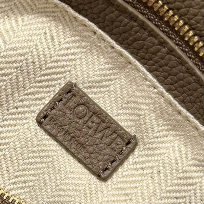 LOEWE Taupe Leather Crossbody Handbag - Image 9