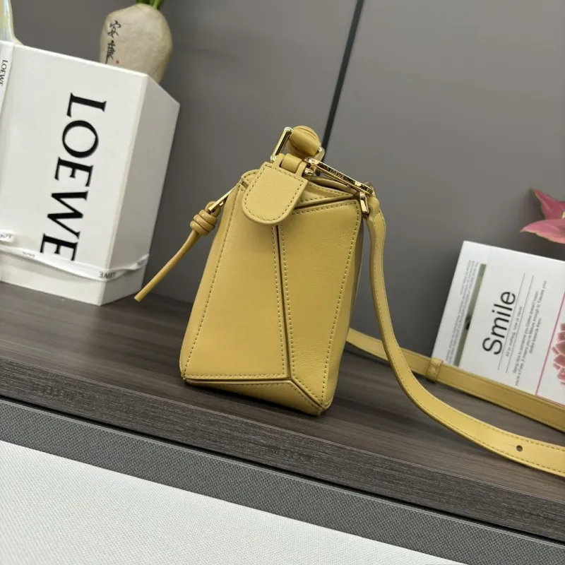 Alternative view of Loewe Yellow Leather Crossbody Bag 426
