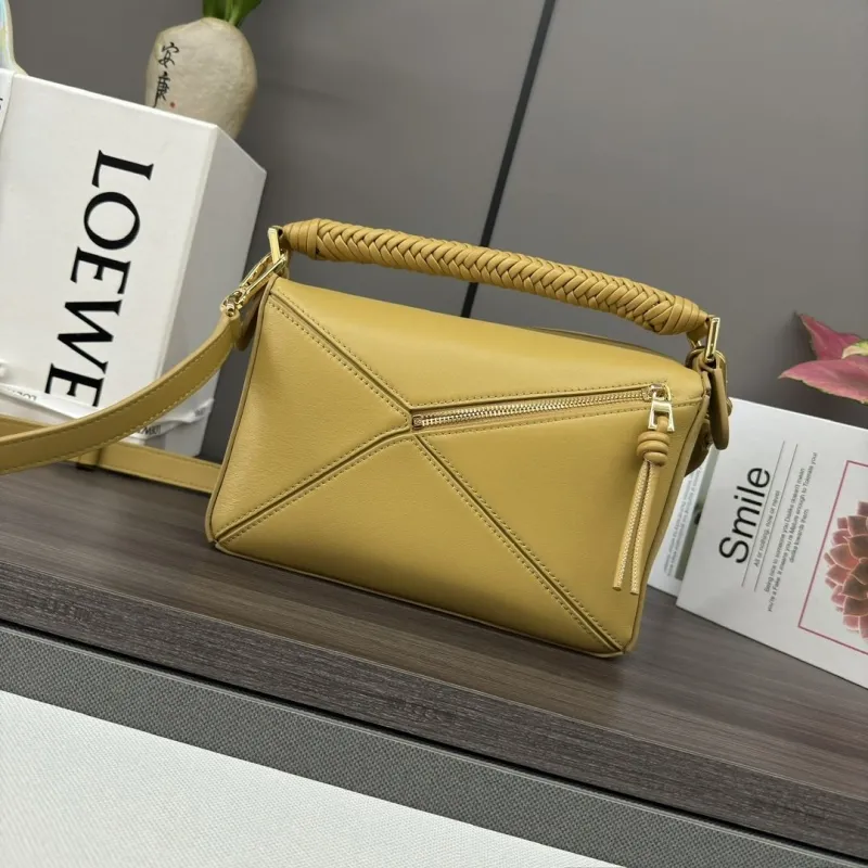 Loewe Yellow Leather Crossbody Bag 426 - Image 3