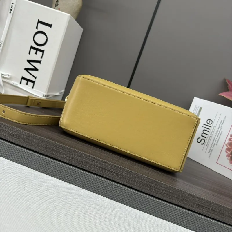 Loewe Yellow Leather Crossbody Bag 426 - Image 4