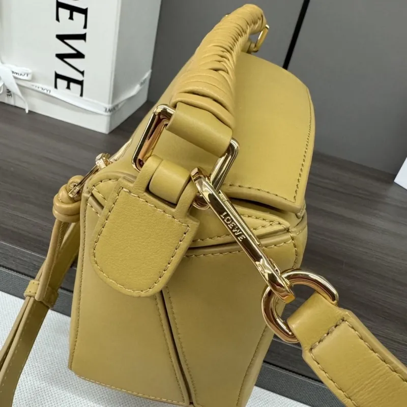 Loewe Yellow Leather Crossbody Bag 426 - Image 6
