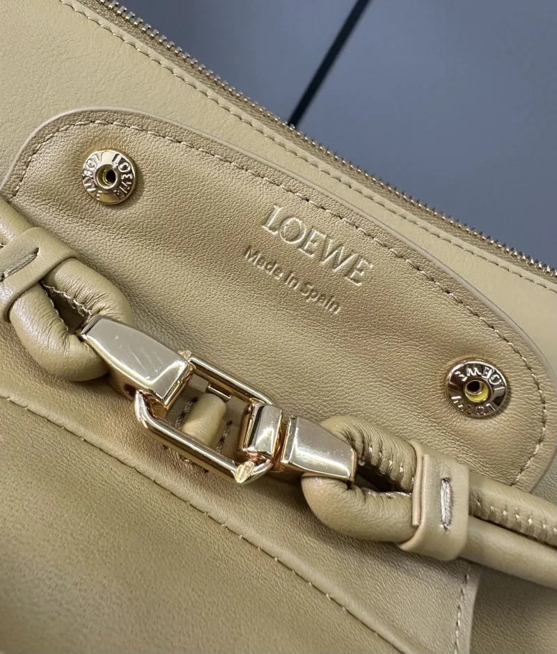 LOEWE Yellow Leather Shoulder Handbag 430 - Image 6