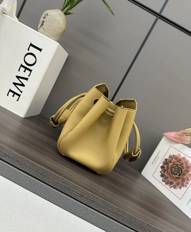 LOEWE Yellow Leather Handbag 431 - Image 3
