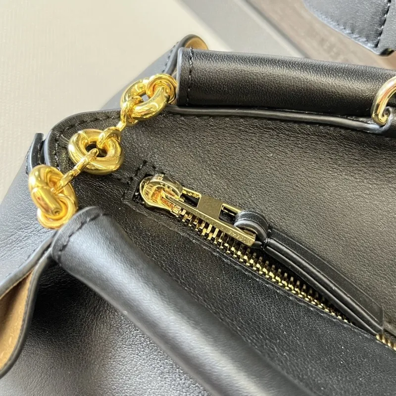 LOEWE Black Leather Chain Shoulder Bag 435 - Image 8